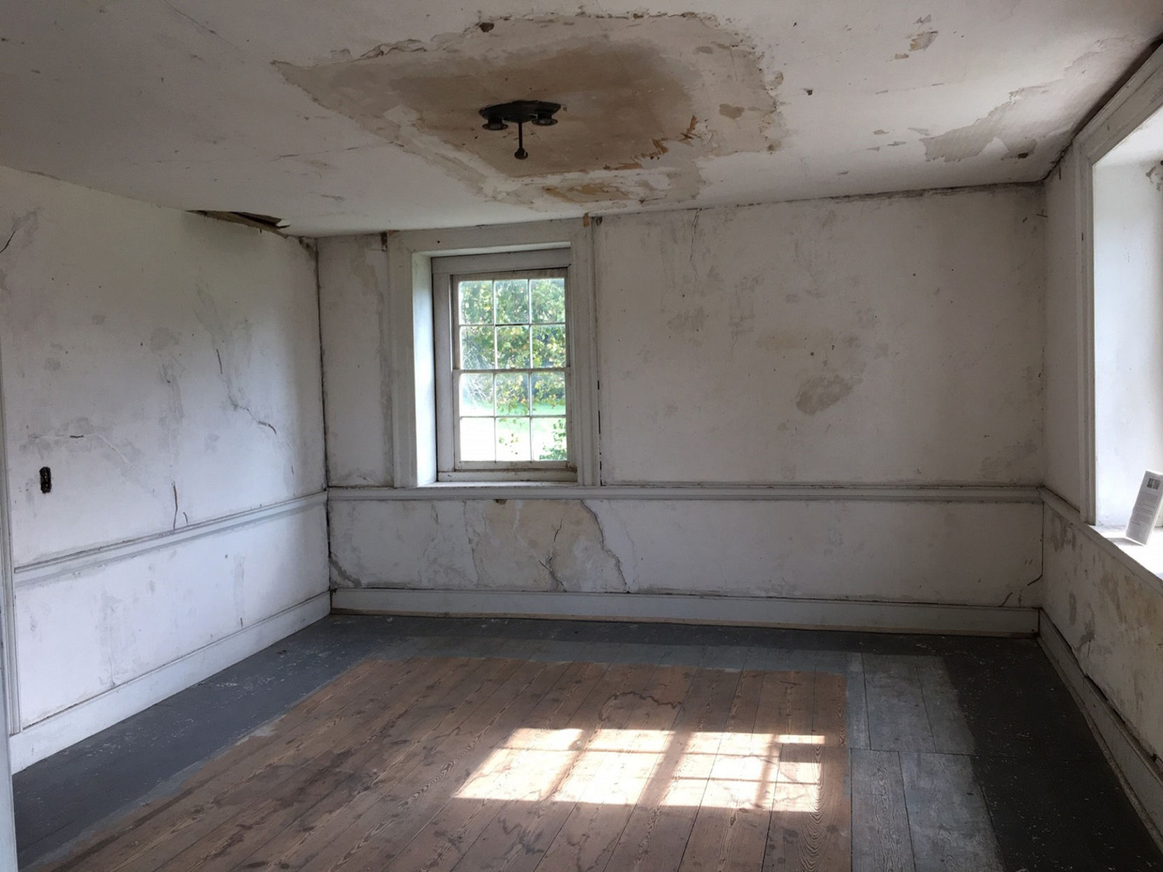 Haldeman Mansion room
